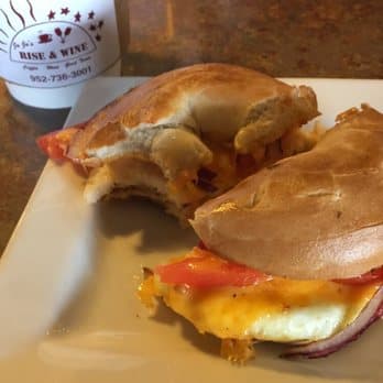 Cheesy Tomato and Onion Bagel