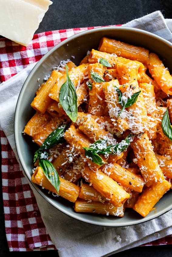 Spicy Tomato Rigatoni