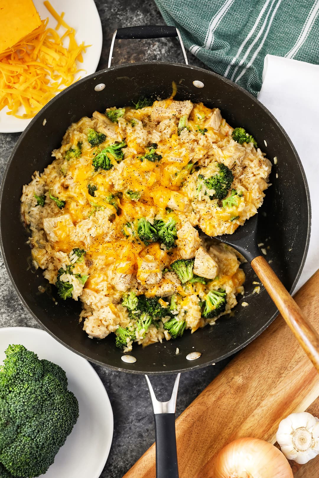 One-Pan Chicken and Broccoli Rice