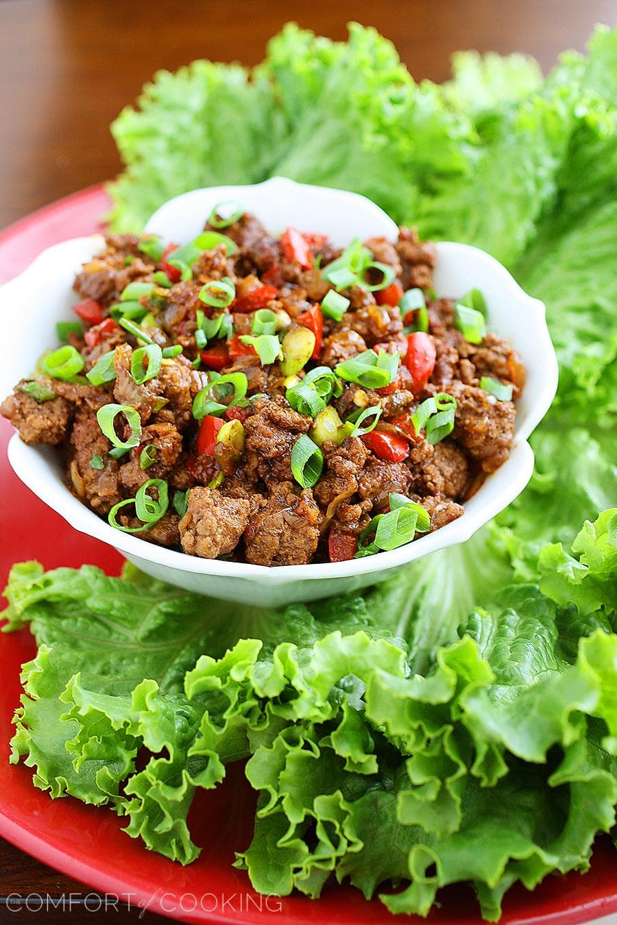 Lettuce Wrapped Garlic Beef Burgers