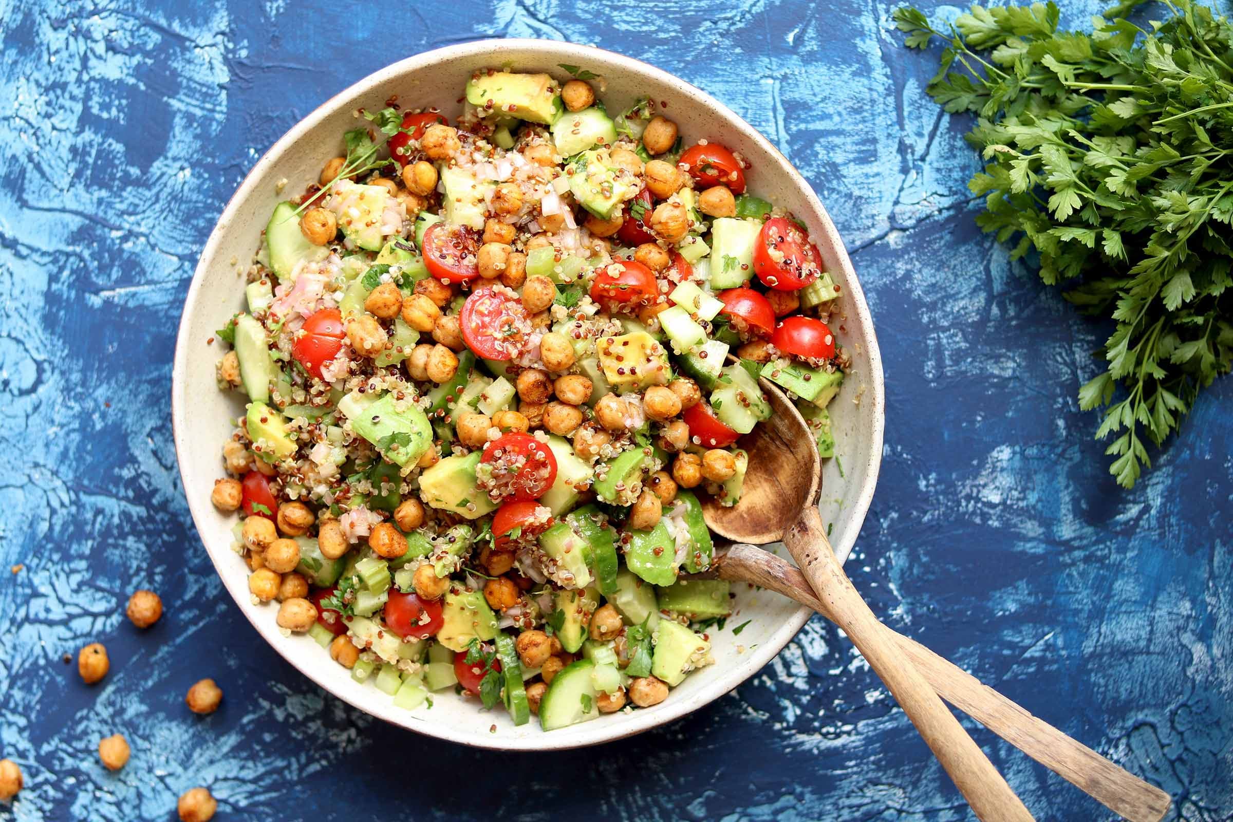 Quinoa Salad with Avocado and Chickpeas